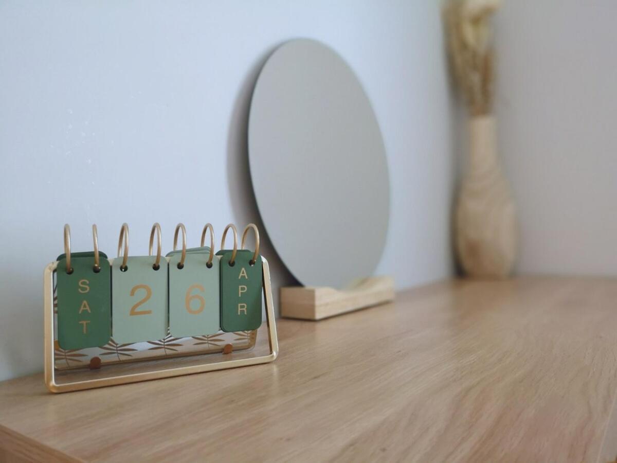 Stunning Modern Apartment Sleeps 4 - 6 Min Walk From Golden Beaches-Free Parking ボーンマス エクステリア 写真